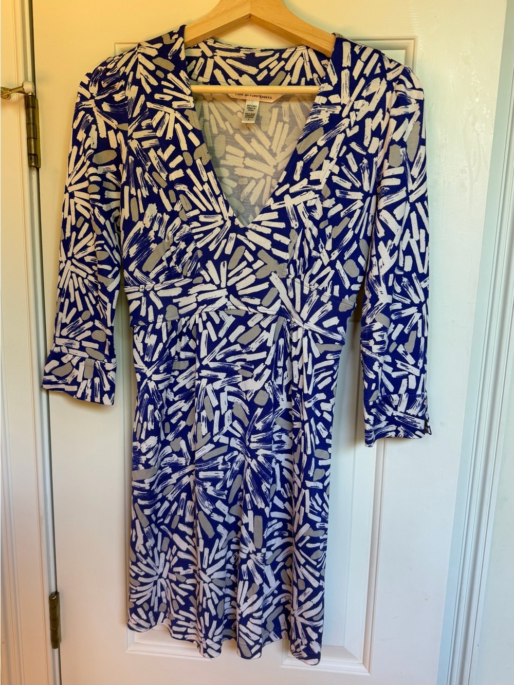 Diane Von Furstenberg Blue & White Printed Long-Sleeve Wrap Dress